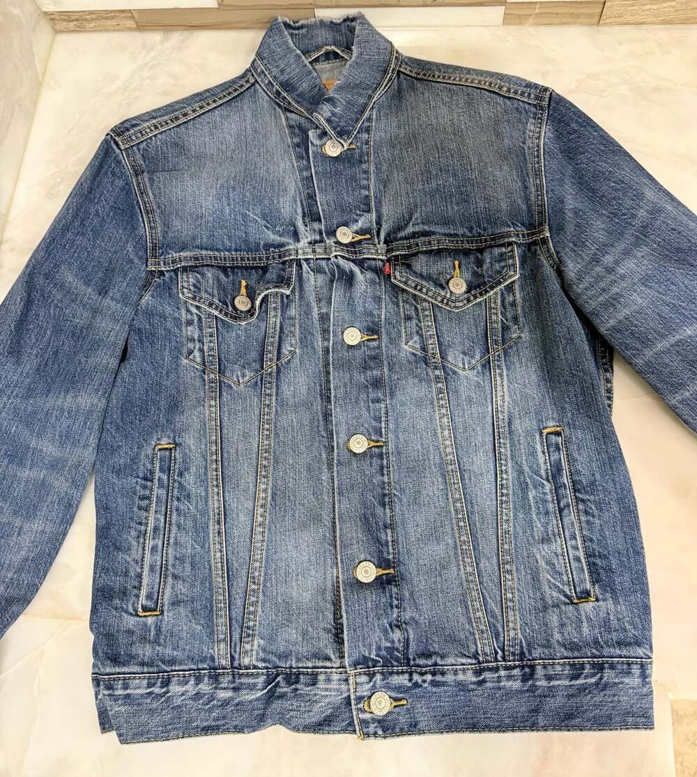 Levi's Strauss & Co. Vintage Distressed Blue Denim Trucker Jacket Size S